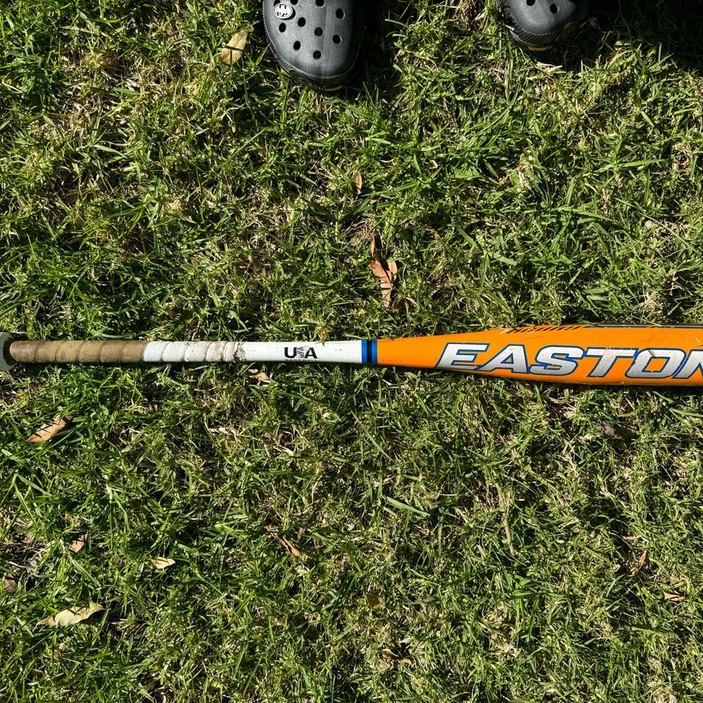 Easton Quantum Vibrant Orange Baseball Bat